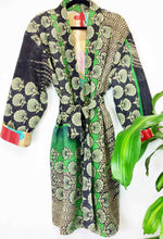 Load image into Gallery viewer, Vintage Kantha Jacket