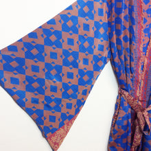Load image into Gallery viewer, Vintage Sari Kimono Short