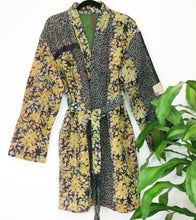 Load image into Gallery viewer, Vintage Kantha Jacket