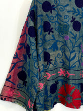 Load image into Gallery viewer, Kantha Suzani Coat