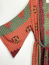 Load image into Gallery viewer, Vintage Sari Kimono Long
