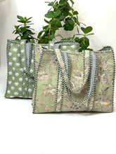 Load image into Gallery viewer, Blockprint Quilted Bag