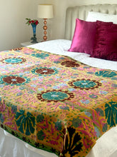 Load image into Gallery viewer, SUZANI Kantha