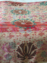 Load image into Gallery viewer, SUZANI Kantha