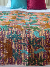 Load image into Gallery viewer, SUZANI Kantha