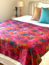 Load image into Gallery viewer, SUZANI Kantha