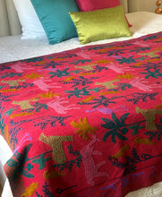 Load image into Gallery viewer, SUZANI Kantha