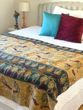 Load image into Gallery viewer, SUZANI Kantha