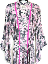 Load image into Gallery viewer, Vintage Sari Kimono Long