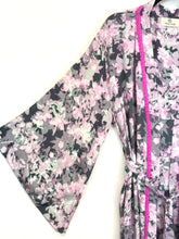 Load image into Gallery viewer, Vintage Sari Kimono Long