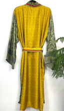 Load image into Gallery viewer, Vintage Sari Kimono Short