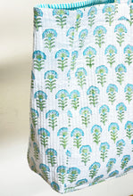 Load image into Gallery viewer, Blockprint Quilted Bag