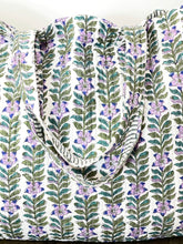 Load image into Gallery viewer, Blockprint Quilted Bag