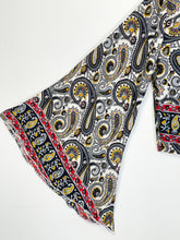 Load image into Gallery viewer, Wrap Up Top