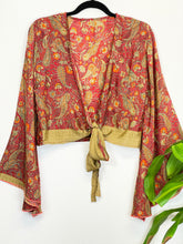 Load image into Gallery viewer, Wrap Up Top