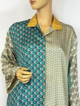 Load image into Gallery viewer, Vintage Silk Sari Long Shirt