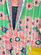 Load image into Gallery viewer, Kantha Jacket Short M/L