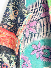 Load image into Gallery viewer, Kantha Jacket Short M/L