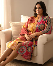 Load image into Gallery viewer, Vintage Sari Kantha Robe/Jacket