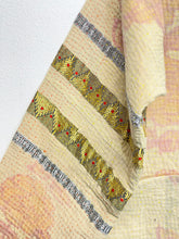 Load image into Gallery viewer, Kantha Jacket Short M/L