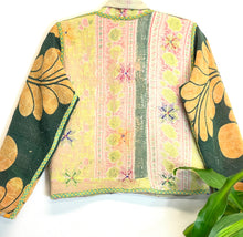 Load image into Gallery viewer, Kantha Jacket Short S/M