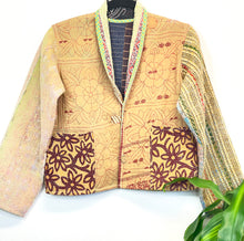 Load image into Gallery viewer, Kantha Jacket Short M/L