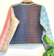 Load image into Gallery viewer, Kantha Jacket Short M/L
