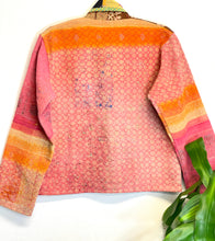 Load image into Gallery viewer, Kantha Jacket Short M/L