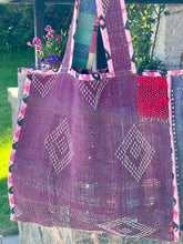Load image into Gallery viewer, Sari Kantha Tote Bag