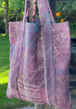 Load image into Gallery viewer, Sari Kantha Tote Bag