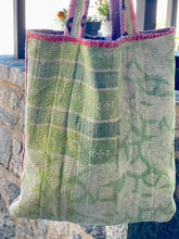 Load image into Gallery viewer, Sari Kantha Tote Bag