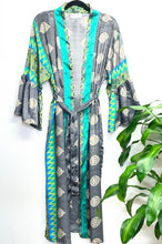 Load image into Gallery viewer, Vintage Sari Kimono Long
