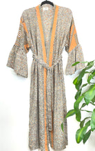 Load image into Gallery viewer, Vintage Sari Kimonop Long