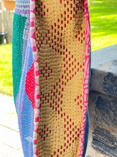 Load image into Gallery viewer, Sari Kantha Tote Bag