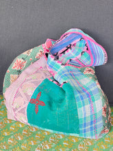 Load image into Gallery viewer, Sari Kantha Tote Bag