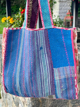 Load image into Gallery viewer, Sari Kantha Tote Bag