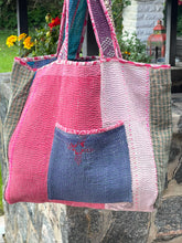 Load image into Gallery viewer, Sari Kantha Tote Bag