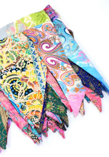 Load image into Gallery viewer, Sari Bunting Garland