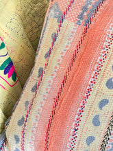 Load image into Gallery viewer, Vintage Kantha Cushion 50X50CM