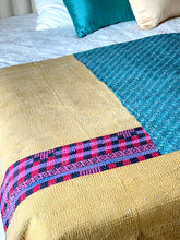 Load image into Gallery viewer, Vintage Sari kantha Quilt