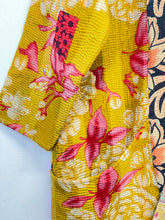 Load image into Gallery viewer, Vintage Kantha Jacket