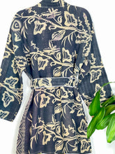 Load image into Gallery viewer, Vintage Kantha Jacket