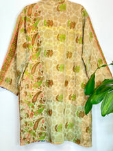 Load image into Gallery viewer, Vintage Kantha Jacket