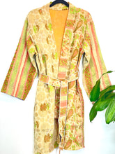 Load image into Gallery viewer, Vintage Kantha Jacket
