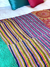 Load image into Gallery viewer, Vintage Sari Kantha Qult