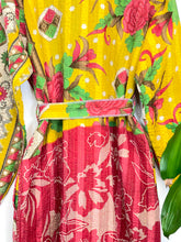 Load image into Gallery viewer, Vintage Kantha Kimono Robe