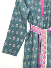 Load image into Gallery viewer, Vintage Kantha Kimono Robe