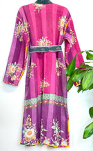 Load image into Gallery viewer, Vintage Kantha Kimono Robe