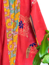 Load image into Gallery viewer, Vintage Kantha Kimono Robe