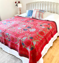 Load image into Gallery viewer, SUZANI Kantha